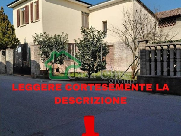 casa indipendente in vendita a Lodi in zona Riolo