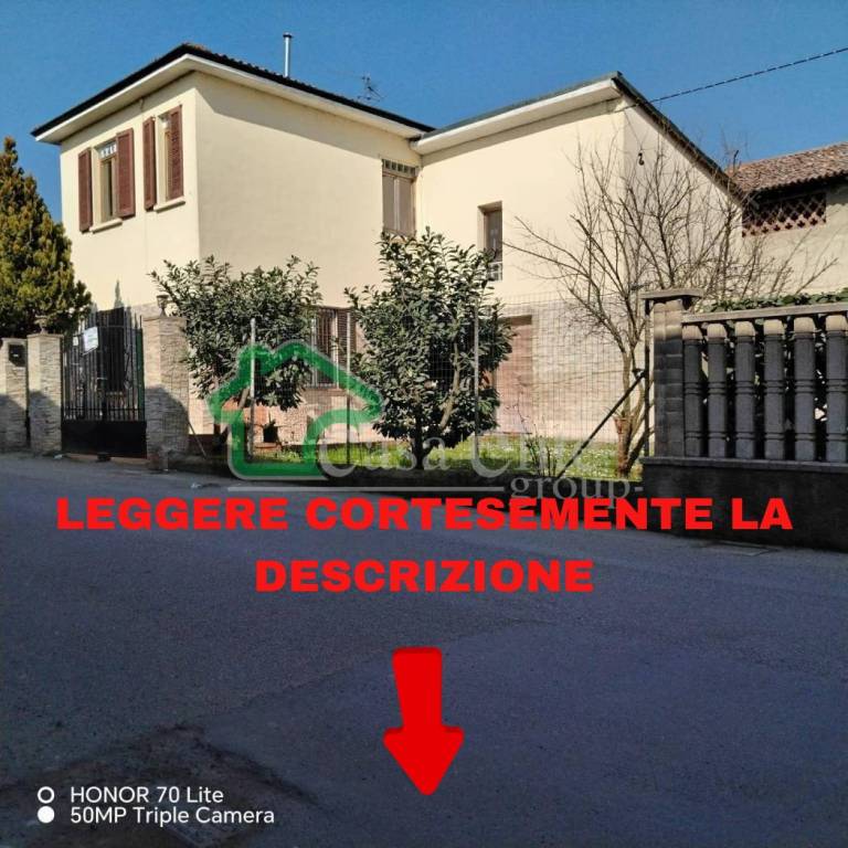 casa indipendente in vendita a Lodi in zona Fontana