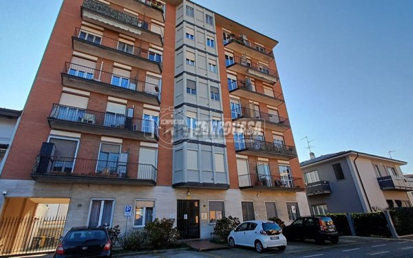 appartamento in vendita a Lodi in zona Fanfani