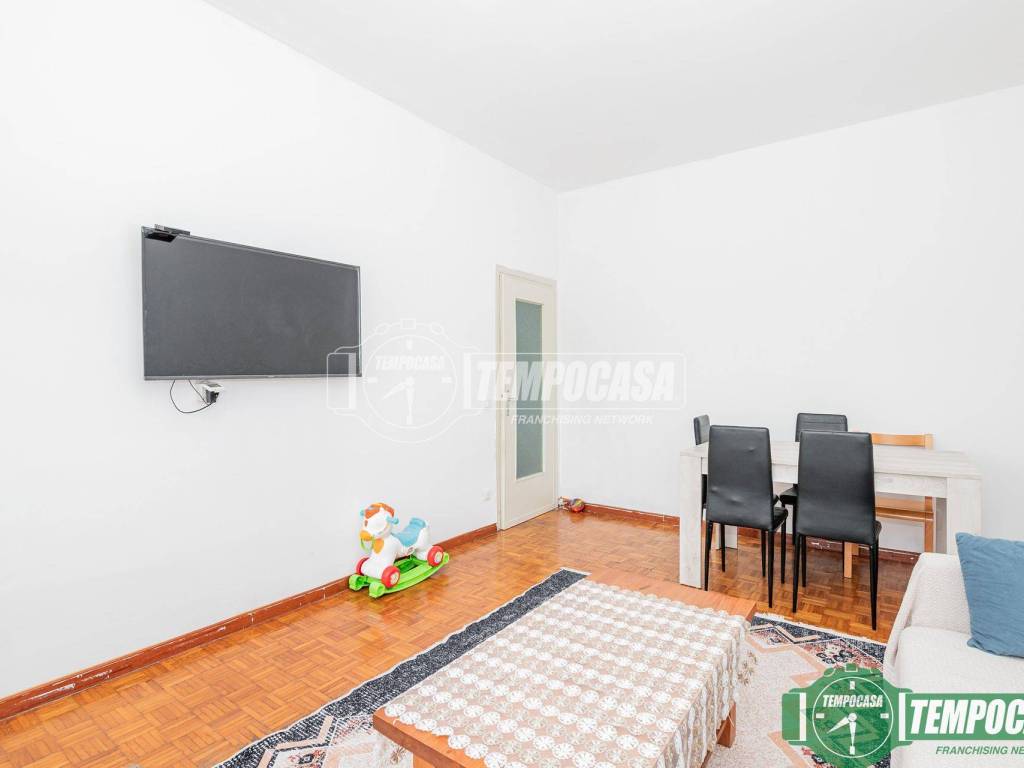 appartamento in vendita a Lodi in zona Fanfani