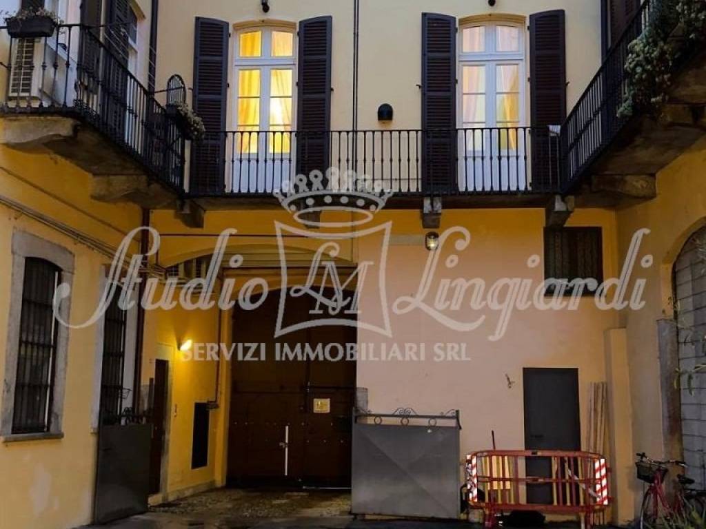 appartamento in vendita a Lodi in zona Centro Storico