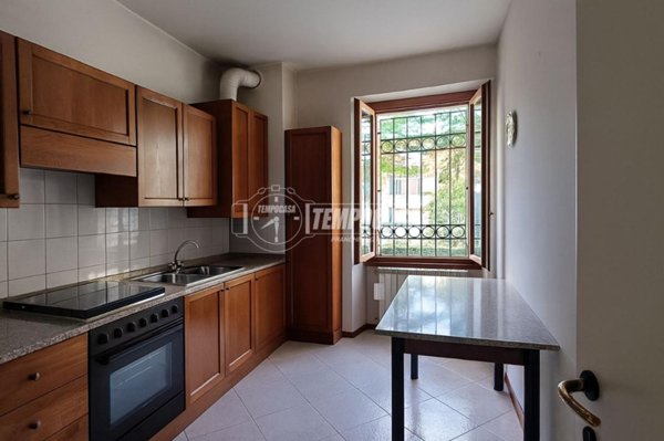 appartamento in vendita a Lodi in zona Fanfani