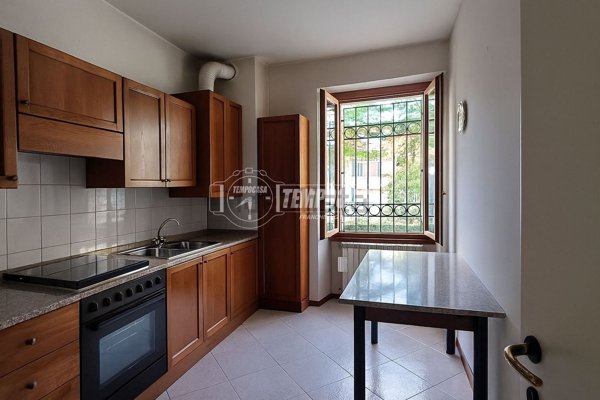 appartamento in vendita a Lodi in zona Fanfani