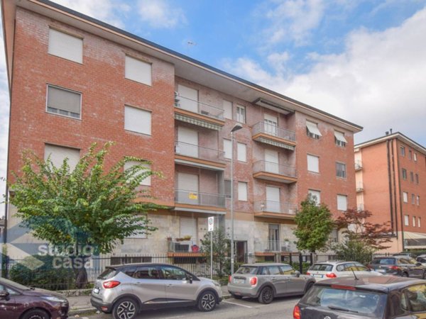 appartamento in vendita a Lodi in zona Città Bassa