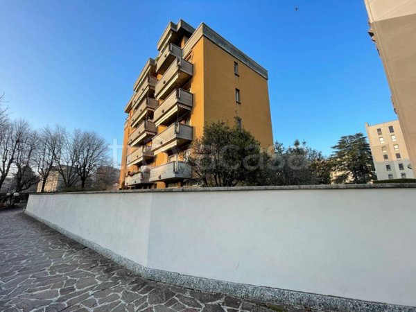 appartamento in vendita a Lodi in zona Piazza Albarola