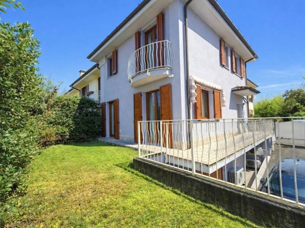 casa indipendente in vendita a Lodi in zona Fanfani