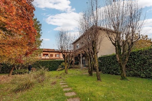 appartamento in vendita a Lodi in zona Faustina