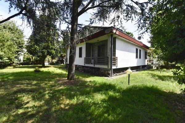 casa indipendente in vendita a Lodi in zona Paderno