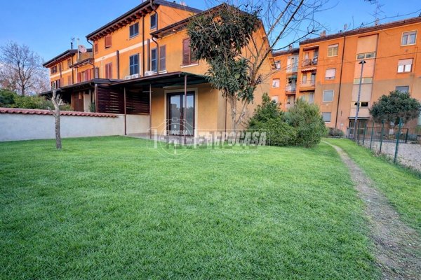 casa indipendente in vendita a Lodi in zona Via Campo di Marte
