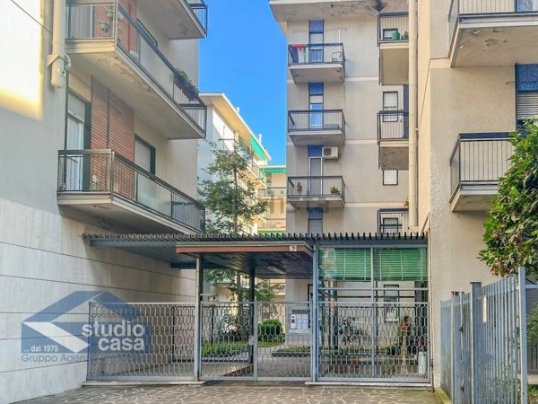 appartamento in vendita a Lodi in zona Fanfani