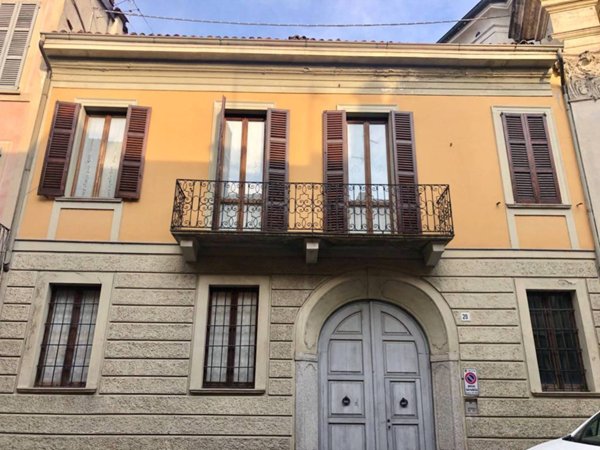 casa indipendente in vendita a Lodi in zona Centro Storico