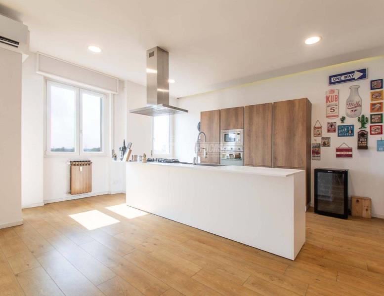 appartamento in vendita a Lodi in zona Centro Storico