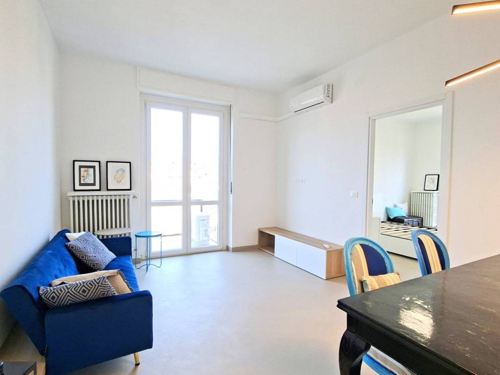 appartamento in vendita a Lodi in zona Viale Pavia