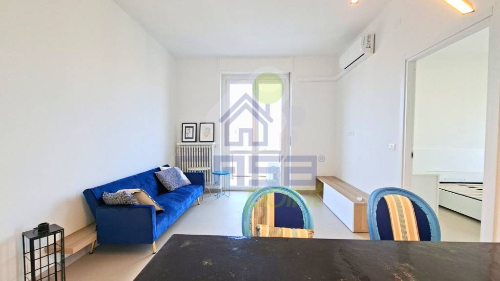 appartamento in vendita a Lodi in zona Viale Pavia