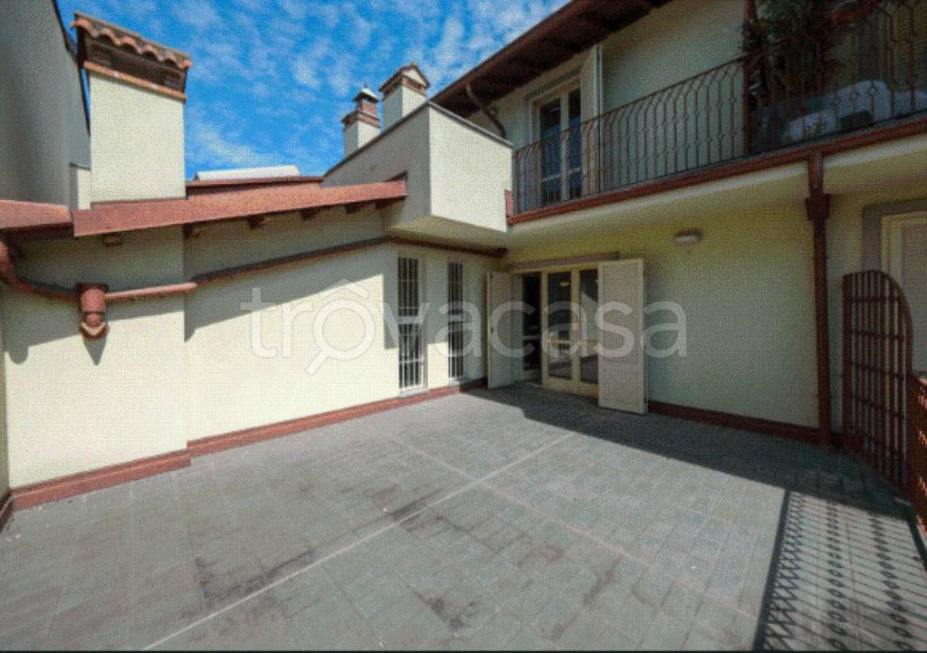 appartamento in vendita a Lodi in zona Centro Storico