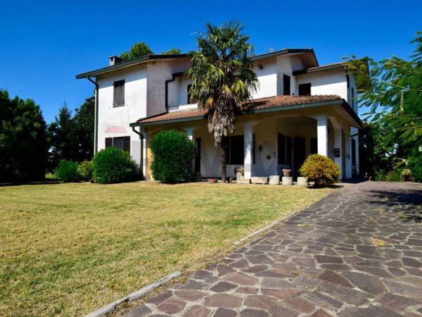 appartamento in vendita a Lodi in zona San Grato