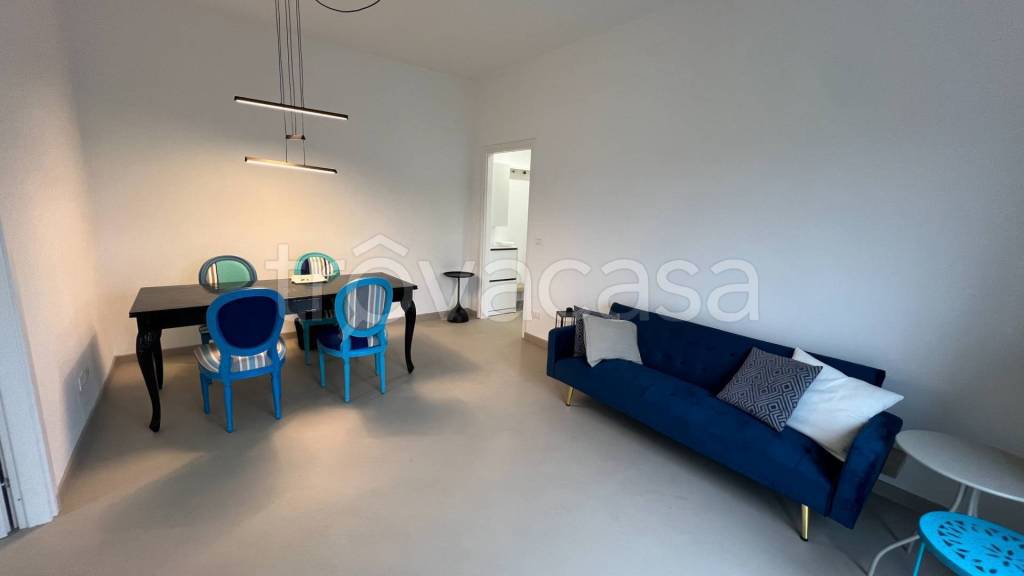 appartamento in vendita a Lodi in zona Viale Pavia