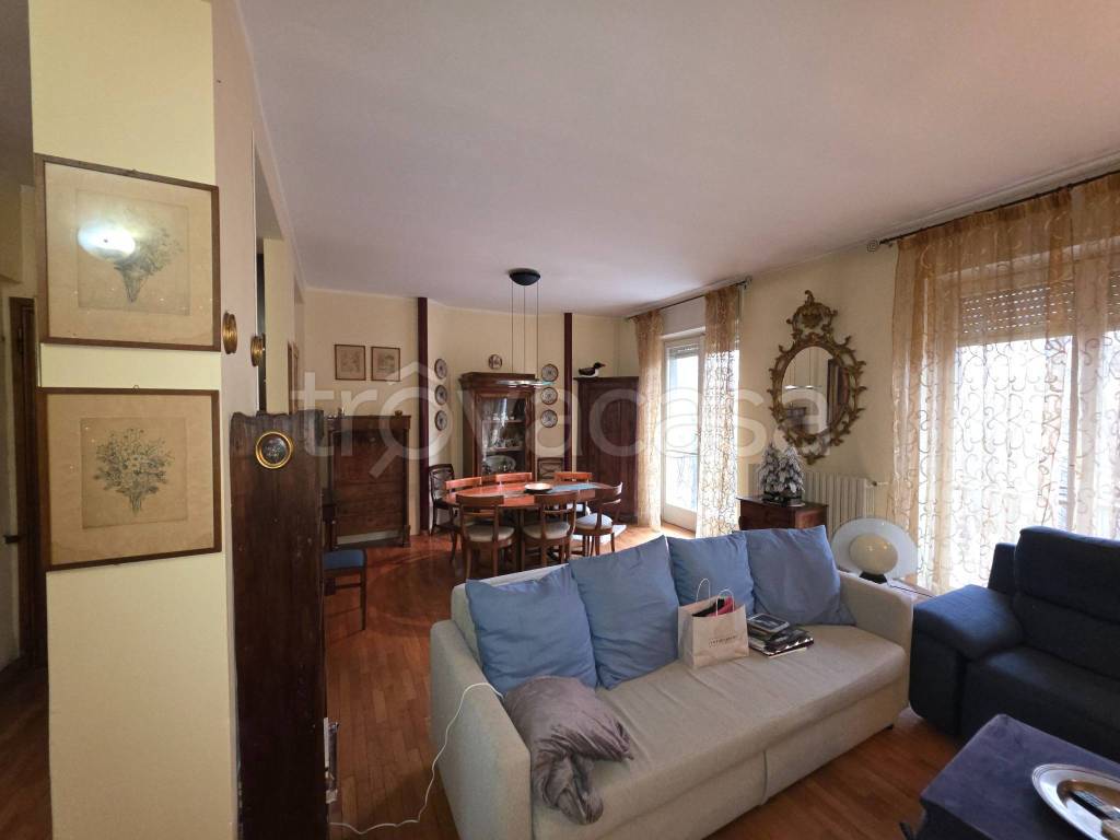 appartamento in vendita a Lodi in zona Centro Storico