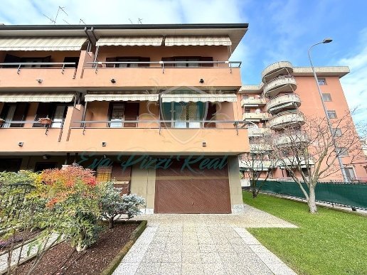 casa indipendente in vendita a Lodi in zona Fanfani