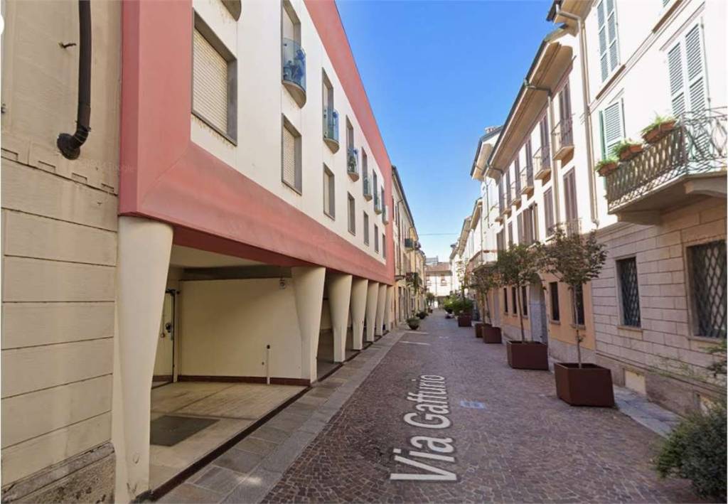 appartamento in vendita a Lodi in zona Centro Storico
