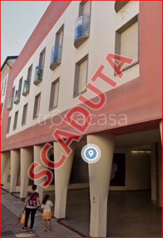 ufficio in vendita a Lodi