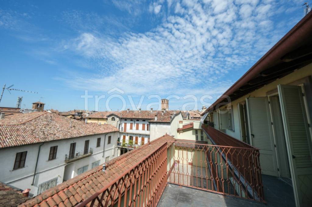 appartamento in vendita a Lodi in zona Centro Storico