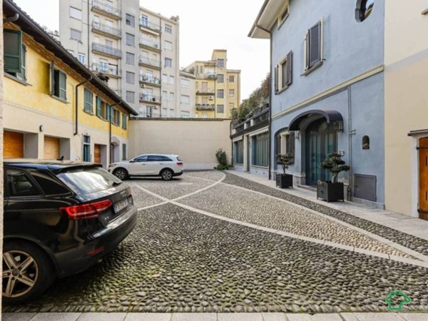 appartamento in vendita a Lodi in zona Centro Storico