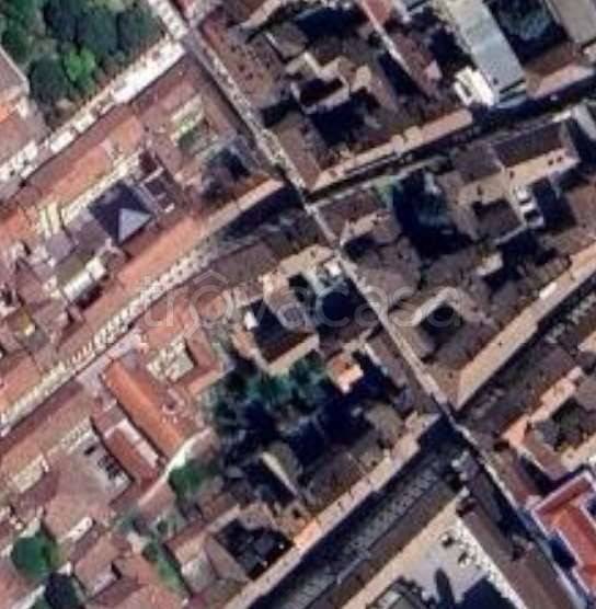 appartamento in vendita a Lodi in zona Centro Storico