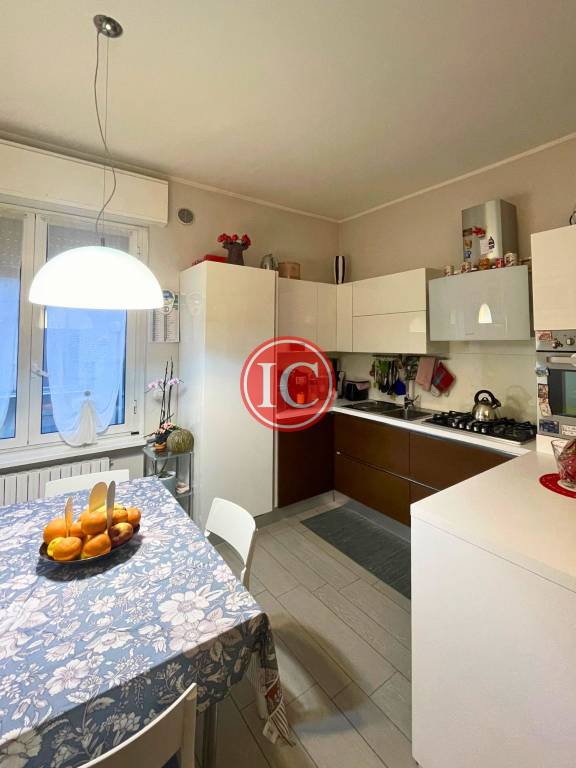 appartamento in vendita a Lodi in zona San Bernardo