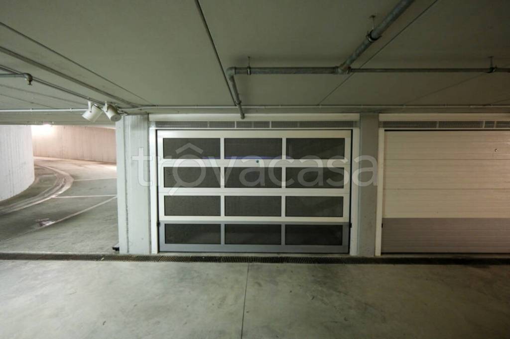 appartamento in vendita a Lodi in zona Centro Storico