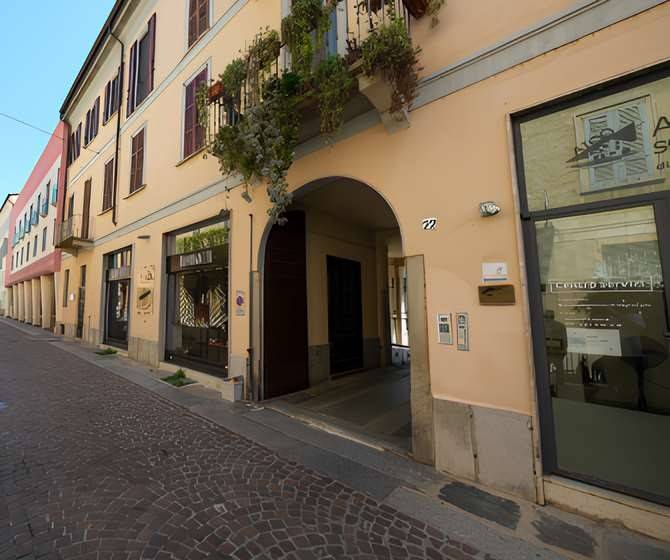 appartamento in vendita a Lodi in zona Centro Storico