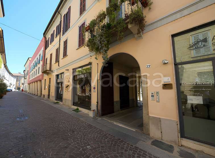appartamento in vendita a Lodi in zona Centro Storico