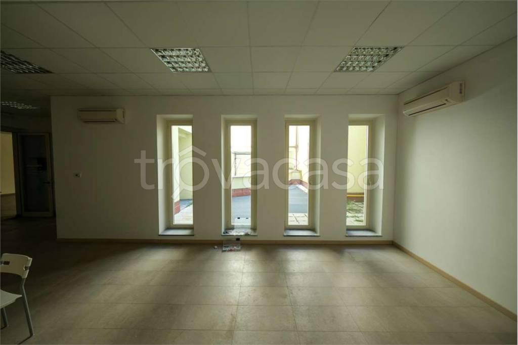 negozio in vendita a Lodi in zona Centro Storico