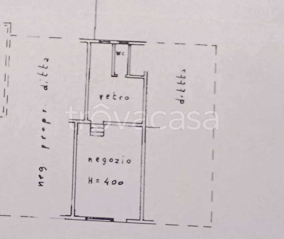 negozio in vendita a Lodi in zona Città Bassa