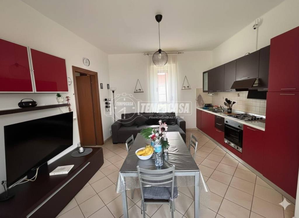 appartamento in vendita a Lodi in zona Fanfani