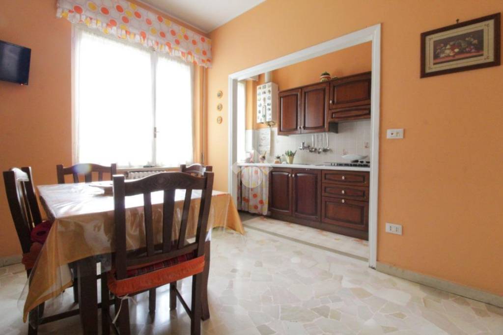 appartamento in vendita a Lodi in zona Viale Italia