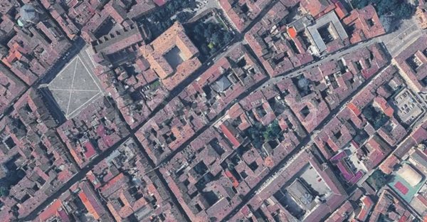 appartamento in vendita a Lodi in zona Centro Storico