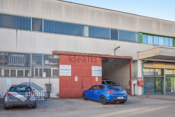 ufficio in vendita a Lodi in zona San Fereolo