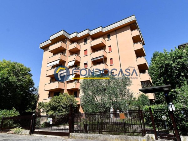 appartamento in vendita a Lodi in zona San Bernardo