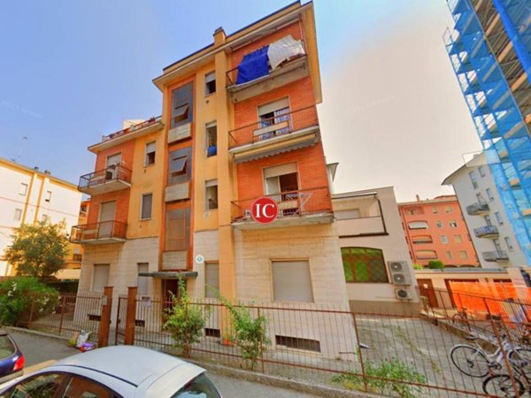 appartamento in vendita a Lodi in zona Città Bassa