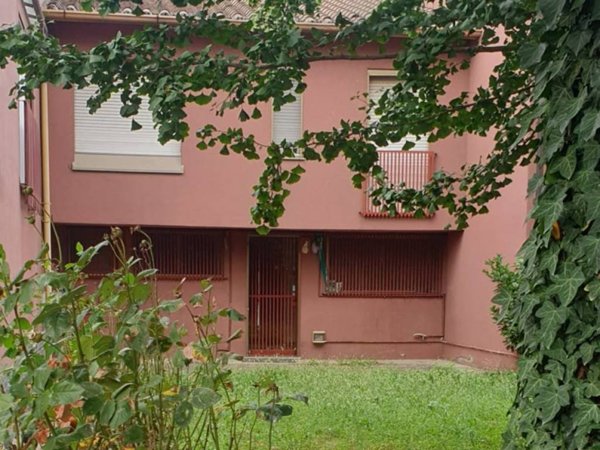 casa indipendente in vendita a Lodi in zona San Grato