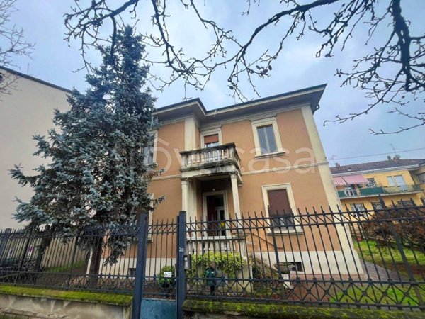 appartamento in vendita a Lodi in zona Centro Storico