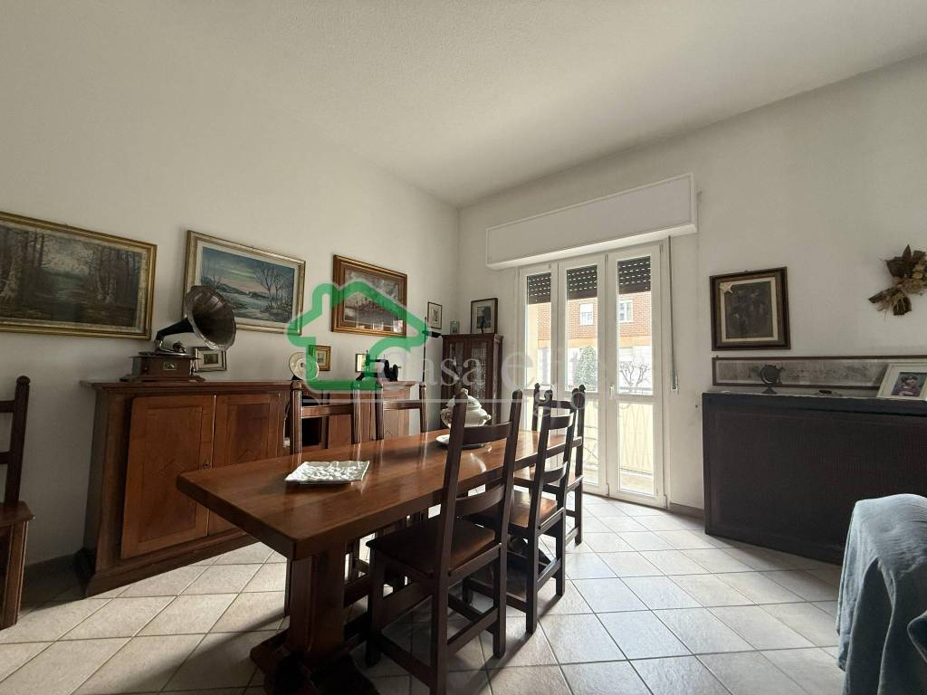 appartamento in vendita a Lodi in zona Città Bassa