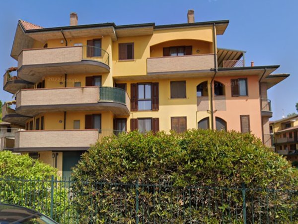 appartamento in vendita a Lodi in zona Riolo