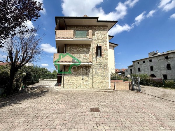 casa indipendente in vendita a Lodi