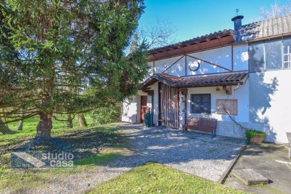 locale commerciale in vendita a Lodi