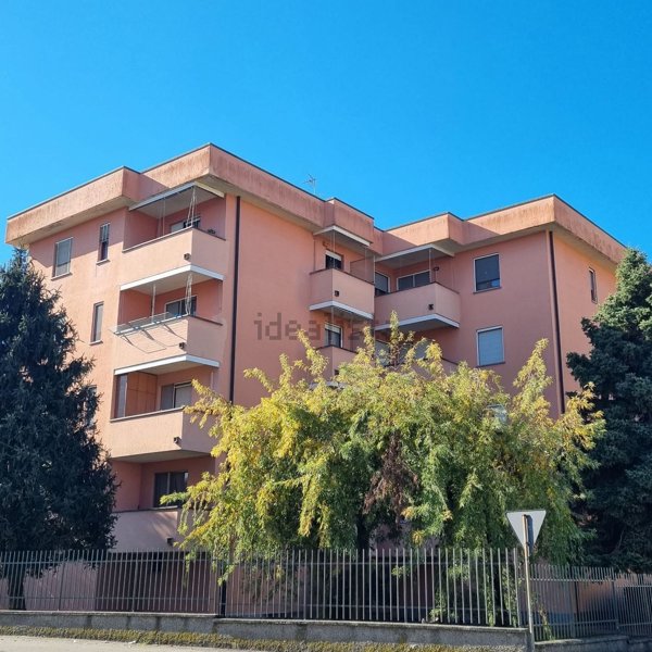 appartamento in vendita a Lodi in zona Fanfani