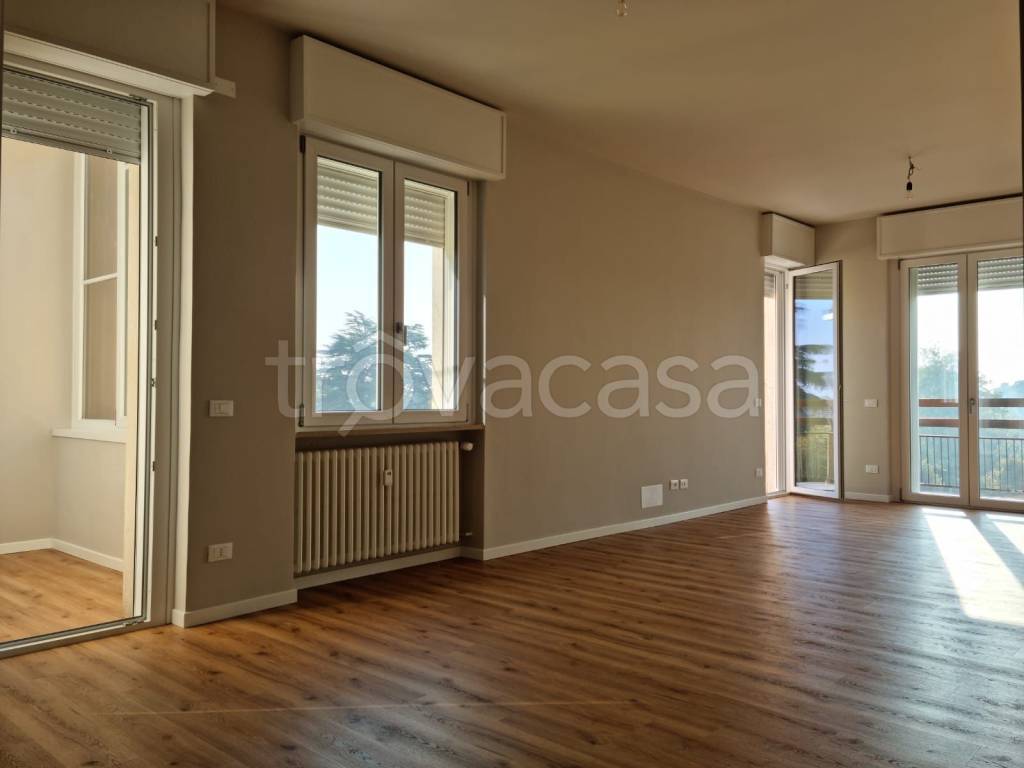 appartamento in vendita a Lodi in zona Viale Italia