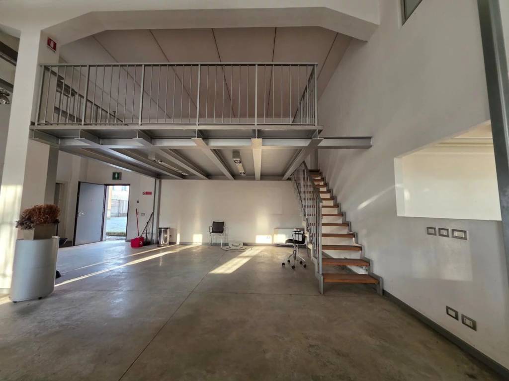 appartamento in vendita a Lodi in zona Fanfani