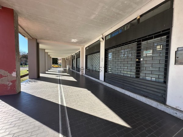 negozio in vendita a Lodi
